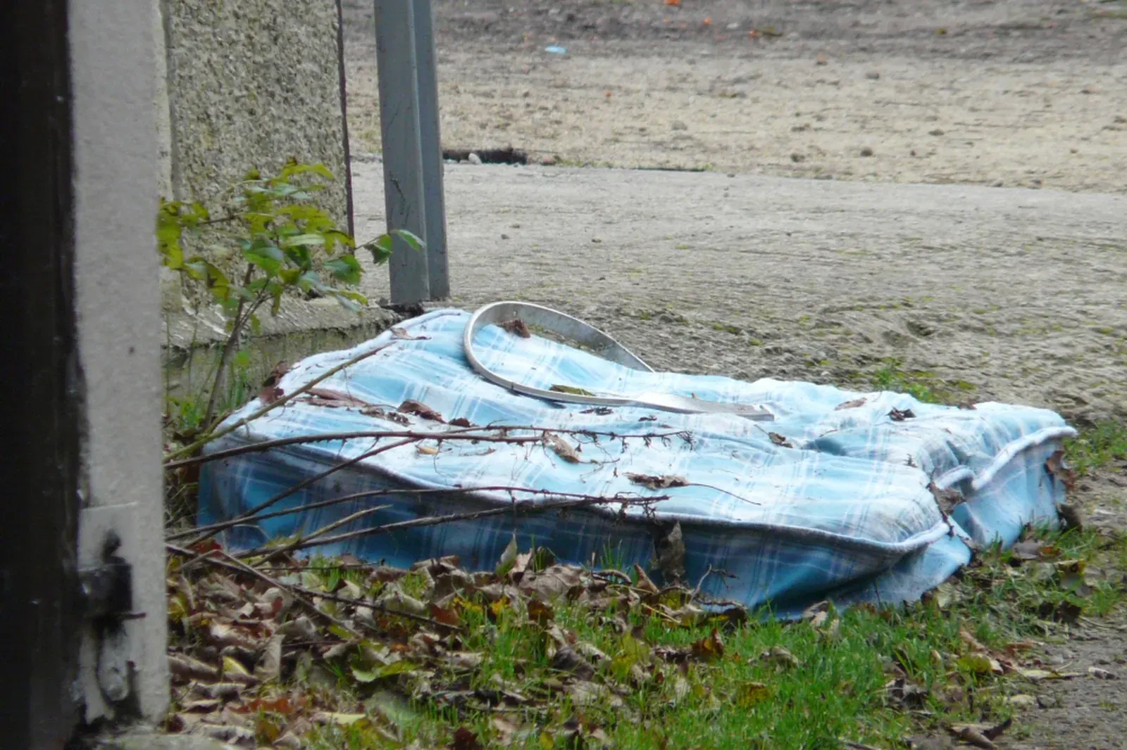 Mattress and Box Spring Removal in Chicopee, MA